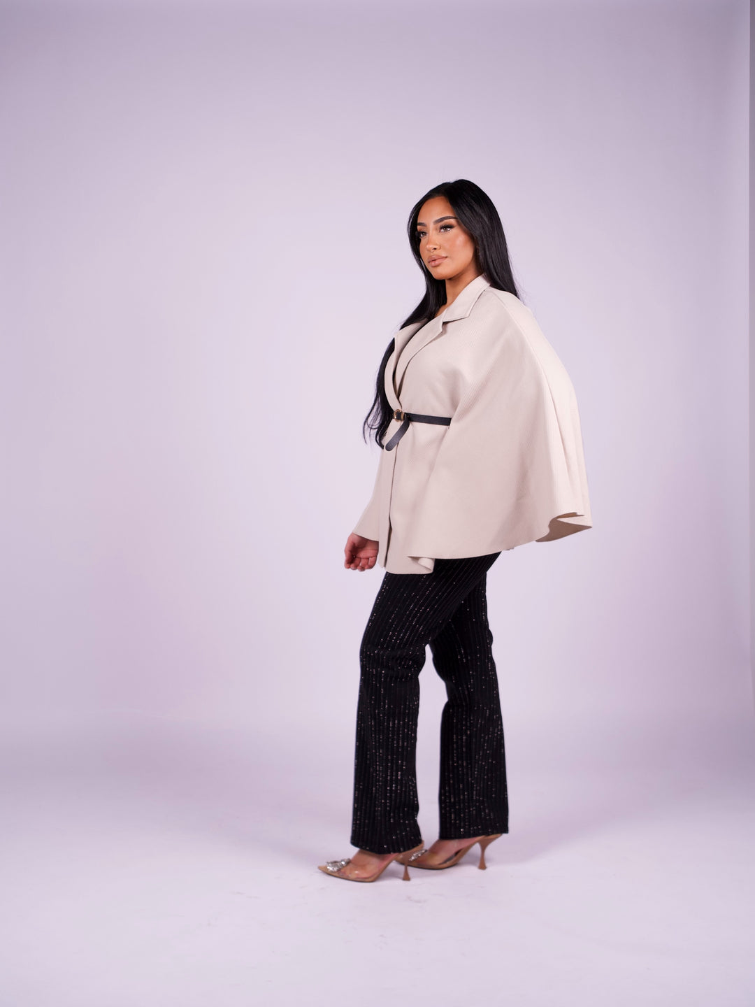 Cape Fatale - Beige